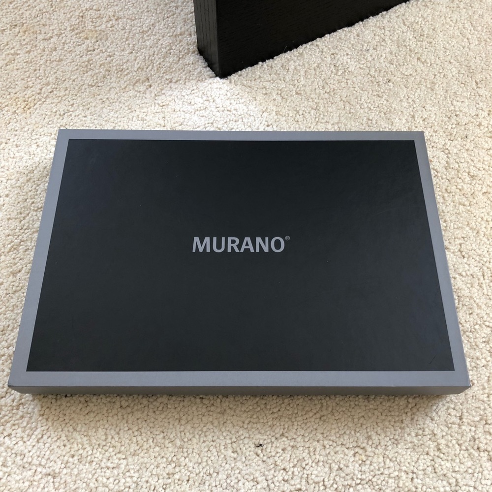 Murano 100% Cashmere Scarves in Camel and Black - Picture 7 of 7